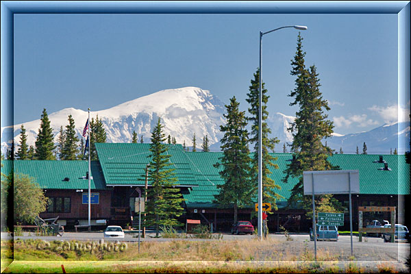 Alaska, Glenallen Häuser an der Road