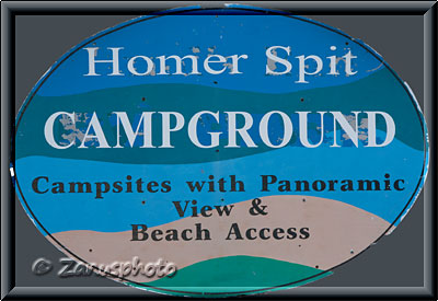 Homer Spit, der Campground mit Schild und Infos vom Ort