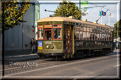 San Francisco, weitere überholte Strassenbahn mit MUNI Passport Nutzung