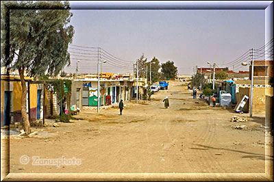 Main Street in einer Oase