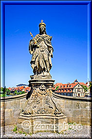 Denkmal der Heiligen Kunigunde an der Unteren Brücke.