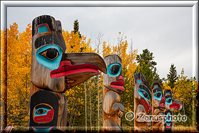 Totempole am Heritage Center