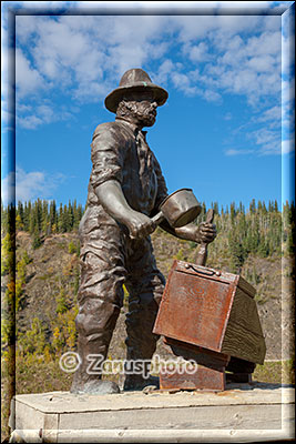 Goldsucher Denkmal