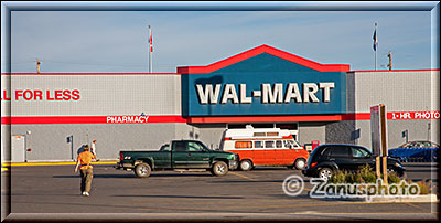 Camper übernachten auf dem Wal Mart Parkplatz