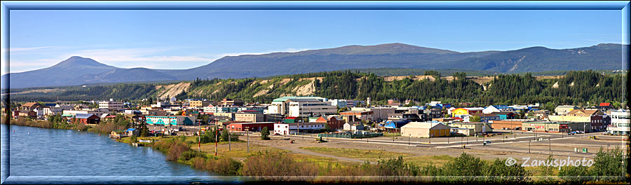 Panorama1 von den Hängen gegenüber der City of Whitehorse