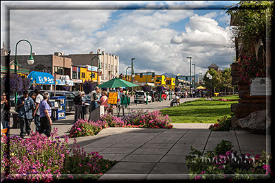 Anchorage, die 4th Avenue als Shopingmeile der City