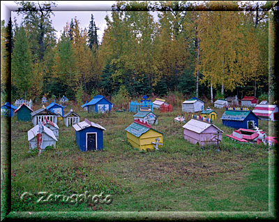 Glenn Highway, Sehenswert ist die Saint Nicholas Russian Orthodox Church