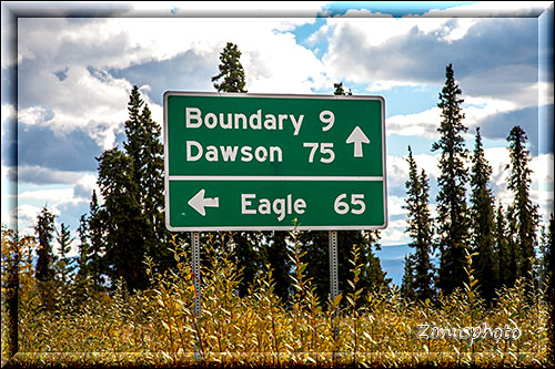 Kilometeranzeige nach Eagle und Dawson City