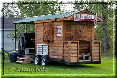 Alaska, nahe dem Copper Center Ansicht einer Roadhouse Bar auf einem Wagen