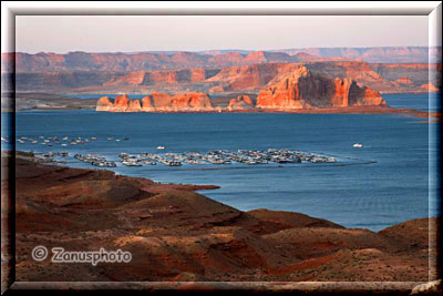 Wahweap Marina am Lake Powell im Abendlicht