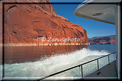 Unterwegs zur Rainbow Bridge im Lake Powell