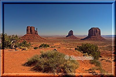 Die drei Butten im Beginn des Talbereiches im Monument Valley