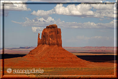 East Mitten Butte, an der Einfahrtsstelle der Valley Road