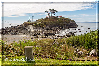 Crescent City Lighthouse auf kleiner Insel