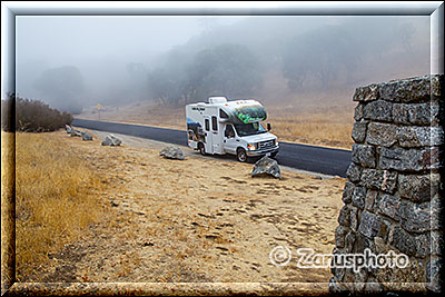 Pinnacles Nationalpark, unser Camper steht vor dem Eingang