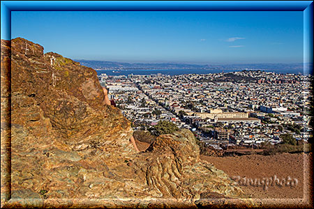 San Francisco 3, von der anderen Seite der Corona Heights schauen wir auf den östlichen Teil der City