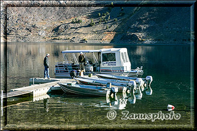 Yosemite - Saddlebag Lake,  Fahrt mit dem Water Taxi zum Ausgangspunkt der Wanderung