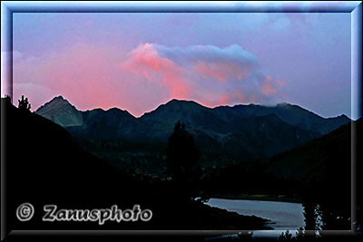 Yosemite - Saddlebag Lake, wir kommen während deines Wolkenbruches am Ende des Lakes an und somit an unserem Campground