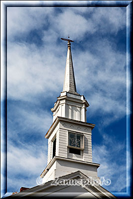 New England - Vermont, diesen Kirchturm haben wir gegen den Himmel aufgenommen