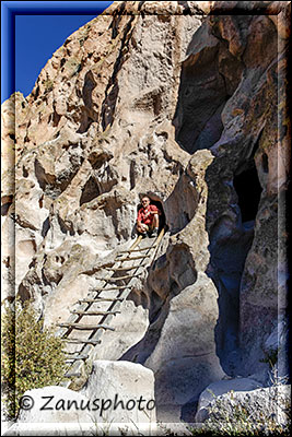 Eingang zu einer Cave mit Ladder
