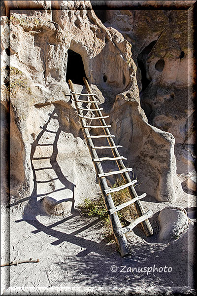 Ladder an einer Cave