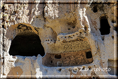 Caves in der Long House Area