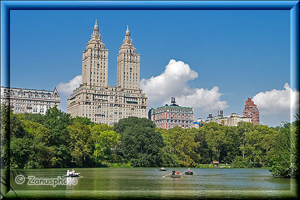 Ruderboote auf dem Lake im Central Park