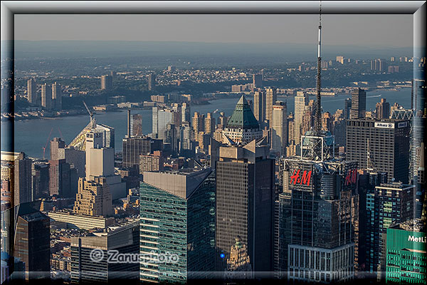New York City - Empire State Building, Blick ĂŒber HochhĂ€user nach New Jersey