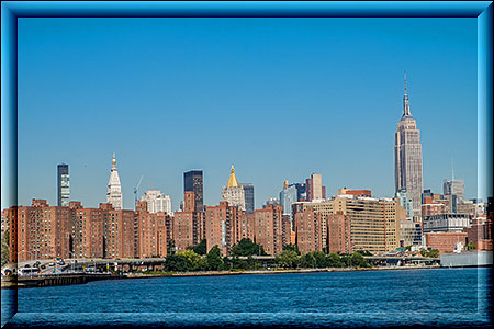 New York City - Circle Line - Ufer am East River