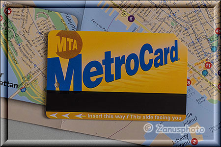New York City - Subway fahren, eine Metro Card für Subway und den MTA Bus