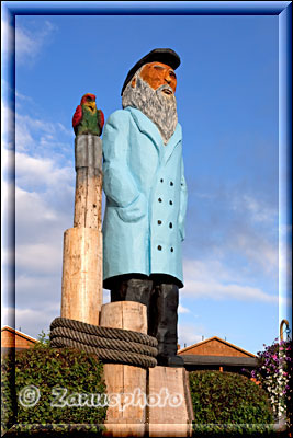 Figur eines Seemann am Beachzugang