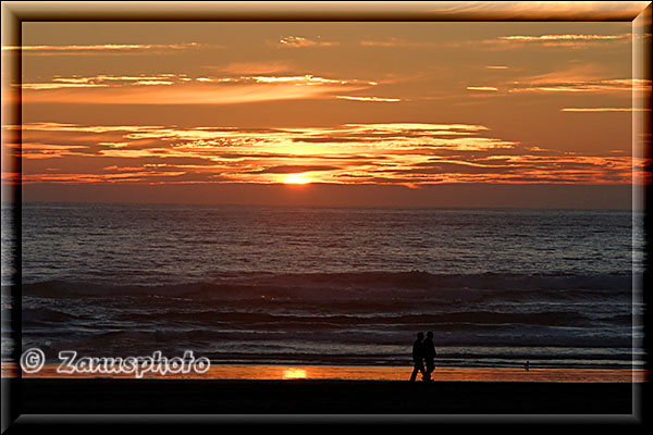 Sunset an der Hay Stack Rock Beach direkt vor der City of Cannon Beach