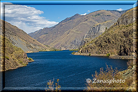 Canyon entlang des Hells Canyon Reservoirs