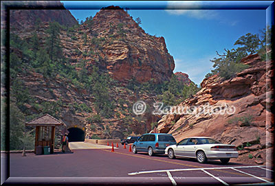 Autostop vor dem Zion Tunnel