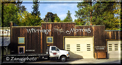 Winthrop Motors Repair Station mit Tankstelle