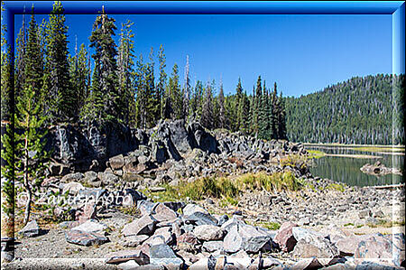 Sparks Lake, dieser Felsüberhang ist zu überwinden um zum Aussichtspunkt zu kommen