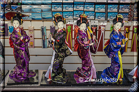 San Francisco, Schaufensterpuppen sind in einem Schaufenster zu sehen