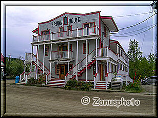 Bunk House Hotel