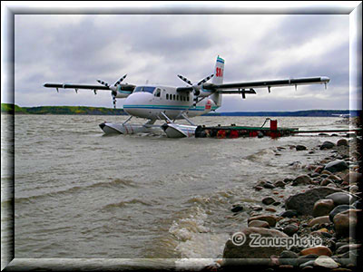 Wasserflugzeug in Parkposition