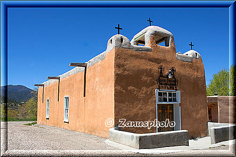 Pueblokirche in Talpa