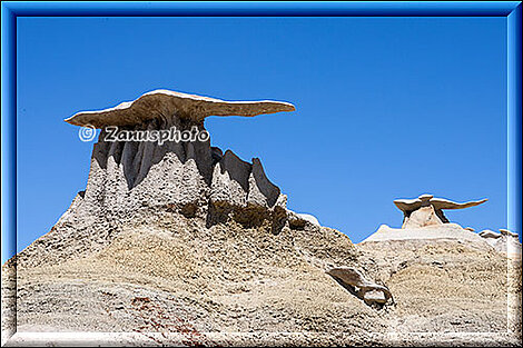 Zwei tolle Hoodoos mit langen Kopfhauben