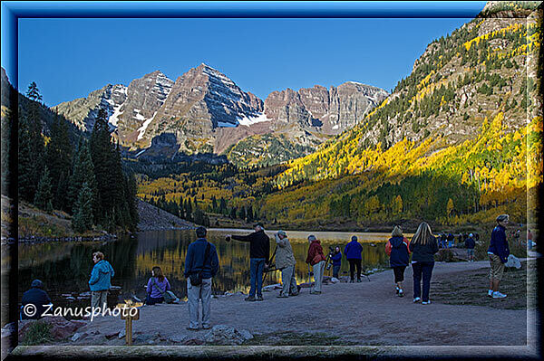 Maroon Bells Lake, immer mehr Fotografen versammeln sich am Lake und warten auf den richtigen Sonnenstand