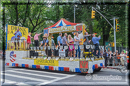 New York City - Steubenparade, Gäste aus Germany könnten auf diesem Wagen teilnehmen