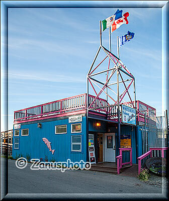 Whitehorse, ein Besuchercenter informiert die Besucher was hier wie geschieht