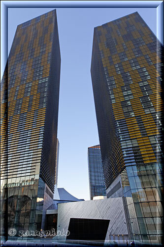 Las Vegas, der Besucher wird gewollt von der abstrakten Bauweise angezogen